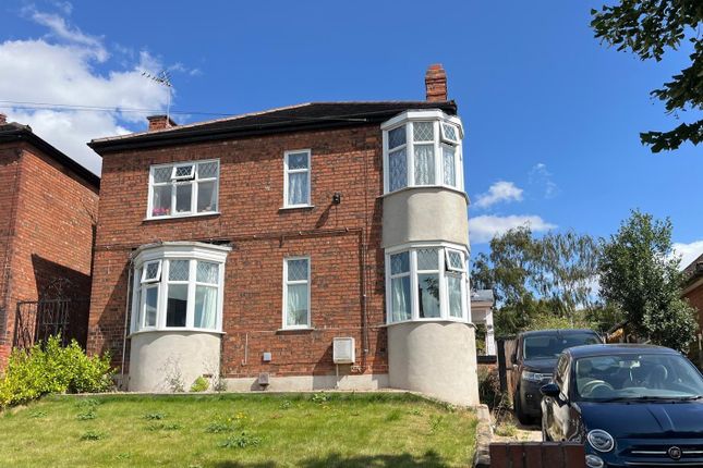 3 bed detached house