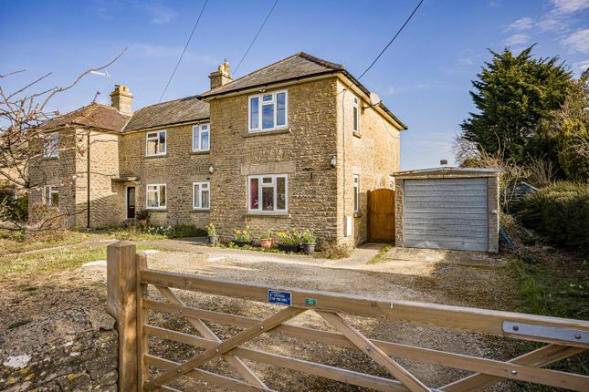 London Road, Poulton, Cirencester... 3 bed semi