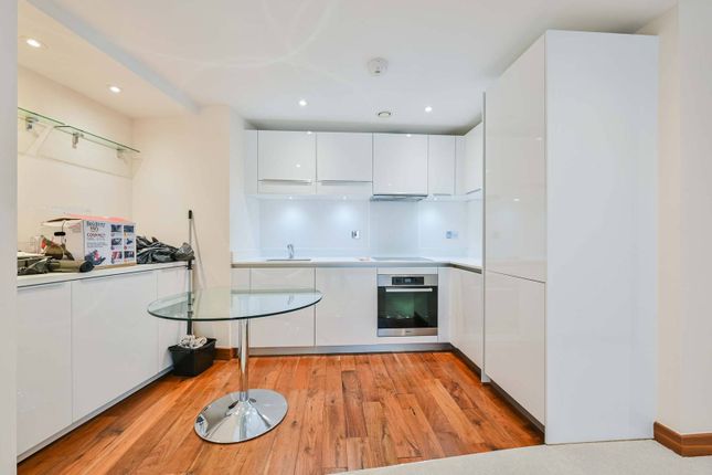 Bedford Row, Holborn, London, WC1R 2 bed flat for sale