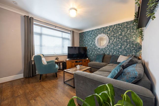 Baycroft Grove, Manchester M23 4 bed terraced house for sale
