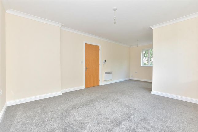 Whyte Close, Whitfield, Dover, Kent 2 bed flat for sale