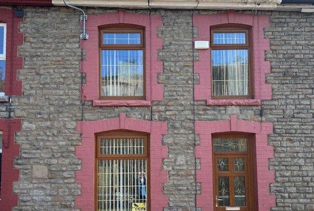 3 bed terraced house
