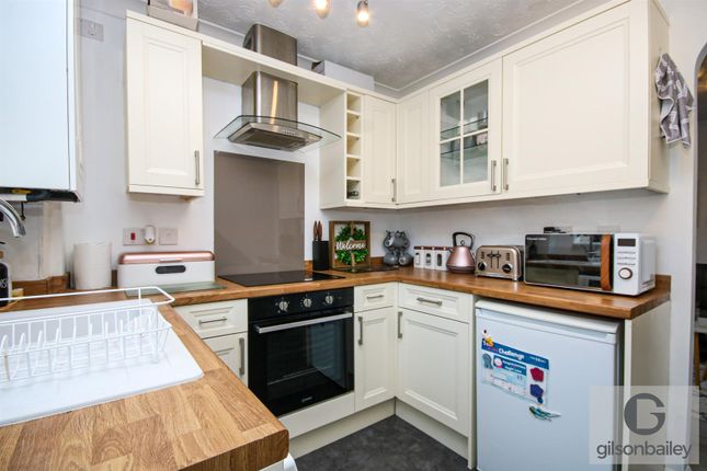 1 bed end terrace house