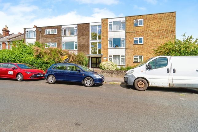 2 bed flat