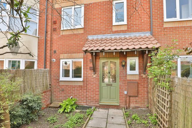 3 bed terraced house