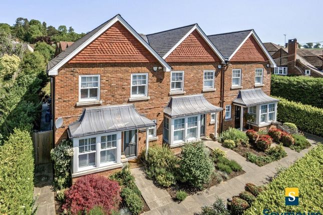 3 bed end terrace house