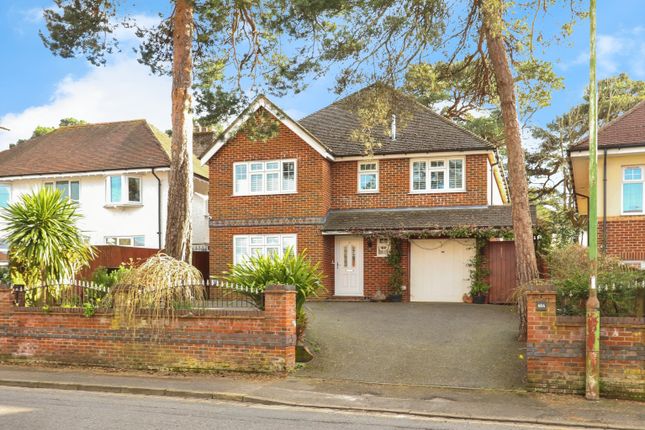 5 bed detached house
