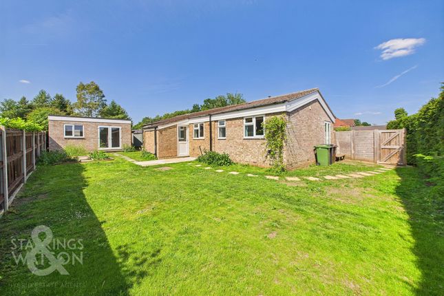 Clarkes Close, Barford, Norwich 3 bed detached bungalow for sale
