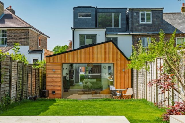 4 bedroom semi-detached house for sale