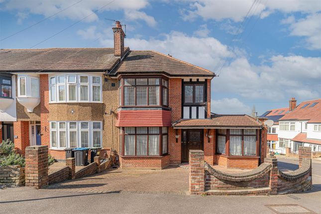 4 bed end terrace house