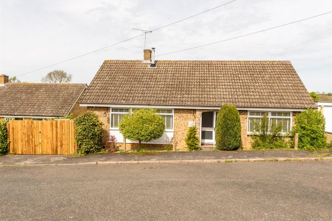6 Browns Close, Hitcham 2 bed detached bungalow for sale
