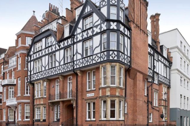 Hans Crescent, London SW1X 2 bed flat for sale