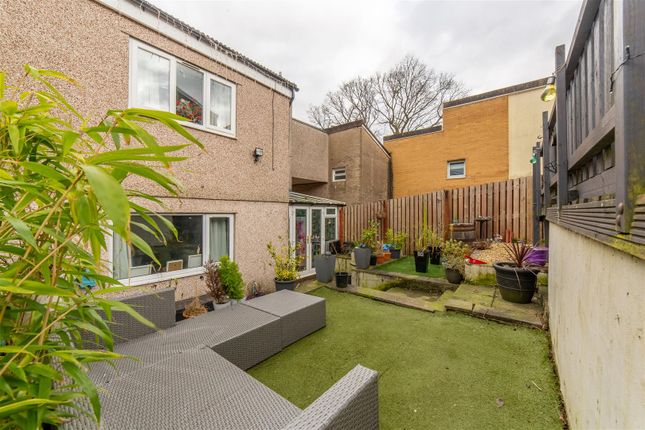 5 bed end terrace house