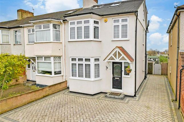 Link Way, Hornchurch, Essex 3 bed end of terrace house for sale
