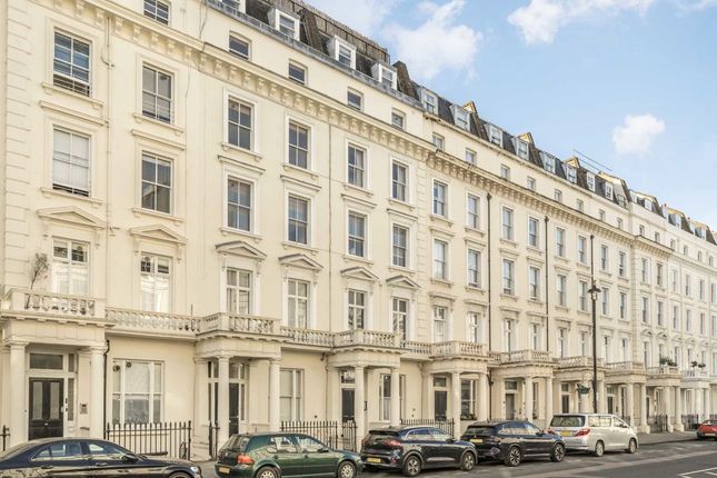 Belgrave Road, London SW1V 2 bed flat for sale