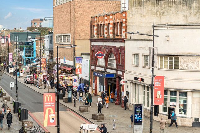 Parkway, London 2 bed apartment for sale