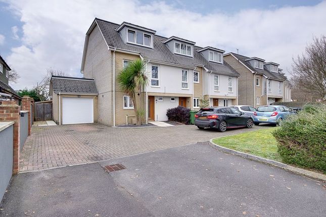 Shamblehurst Lane, Totton 4 bed terraced house for sale