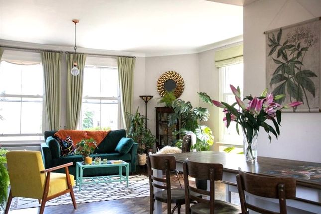 Marmont Road, London 2 bed apartment for sale