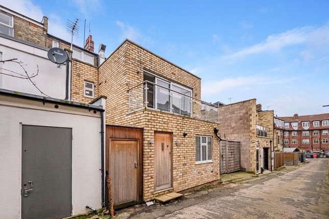 Alexandra Park Road, London N10 2 bed house for sale