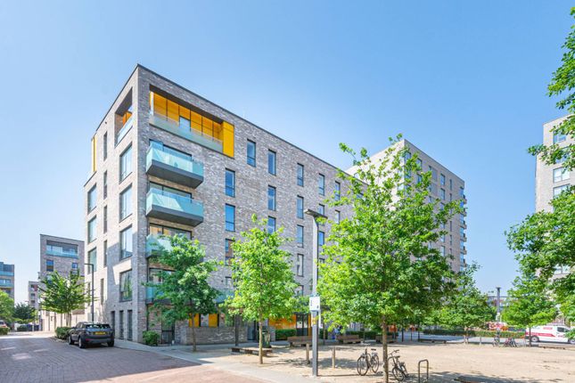 Munyard House, North Greenwich... 2 bed flat for sale