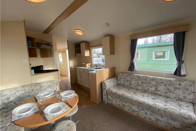 Breydon Water Holiday Park 3 bed park home for sale