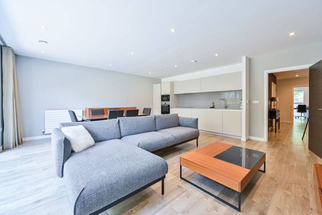 Purbeck Gardens, Lower Sydenham... 3 bed flat for sale