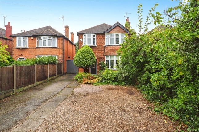 4 bed detached house