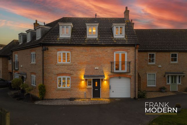 4 bedroom semi-detached house for sale