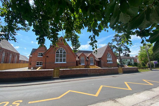 Main Road, Shavington, Crewe 4 bed cottage for sale