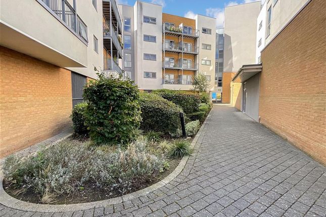 2 bed flat