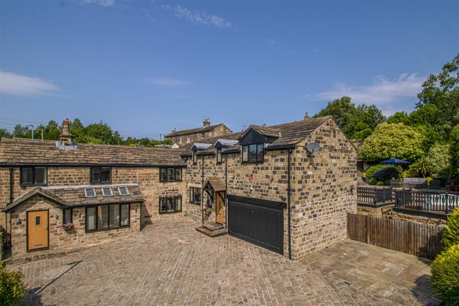 School Hill, Wakefield WF2 4 bed cottage for sale