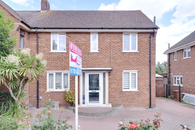 3 bedroom semi-detached house for sale