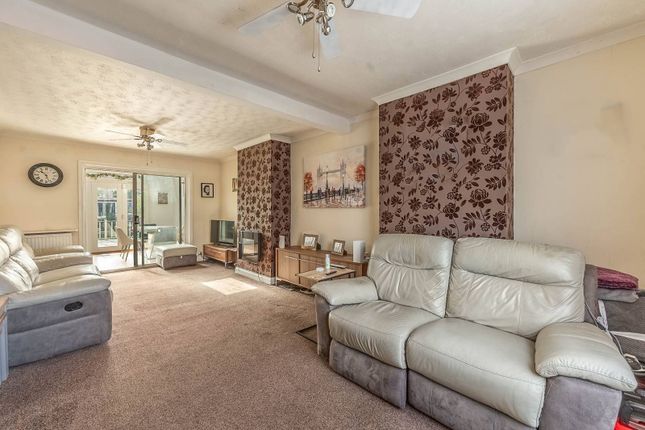 Watling Avenue, Edgware, HA8 3 bed semi