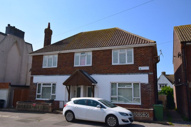2 bed flat