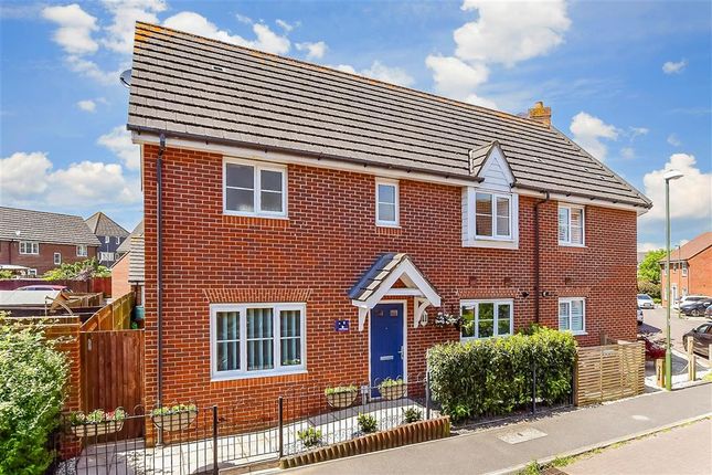 3 bed semi-detached house