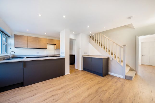 Barkham Road, Berkshire RG41 4 bed end of terrace house for sale