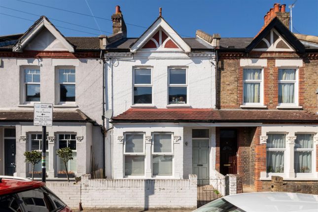 Lydden Grove, London 2 bed flat for sale