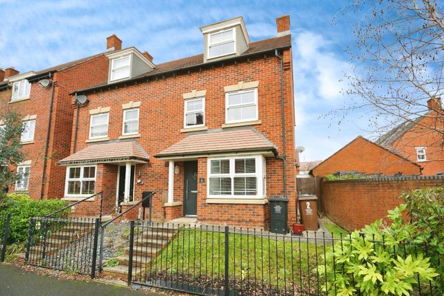 4 bedroom semi-detached house for sale