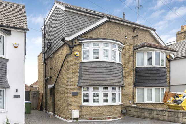 Sidmouth Road, Welling, Kent, DA16 4 bed semi
