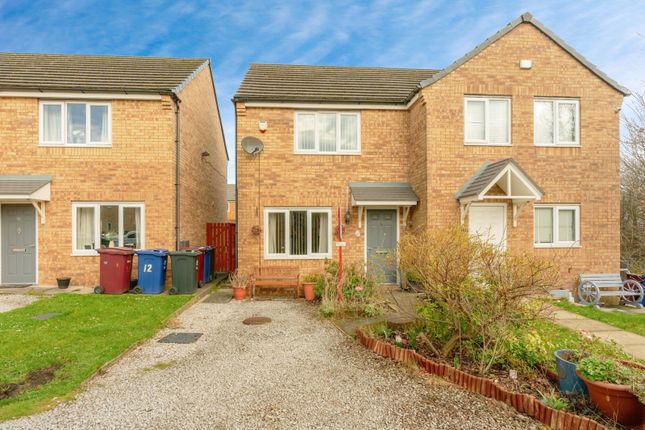 2 bedroom semi-detached house for sale