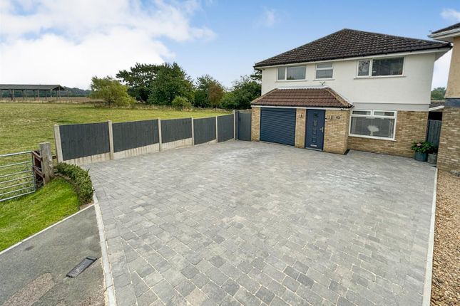 4 bed detached house