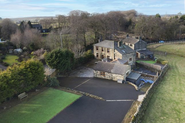 4 bed detached house