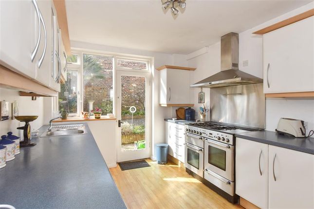 3 bed detached house