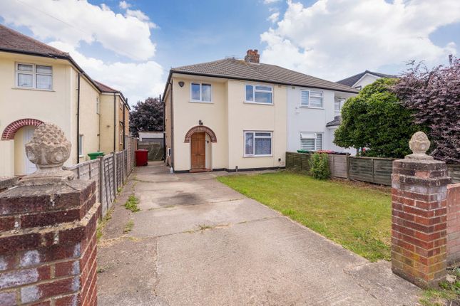 Bowyer Drive, Cippenham SL1 3 bed semi
