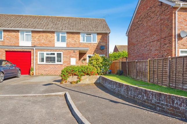 3 bed semi-detached house