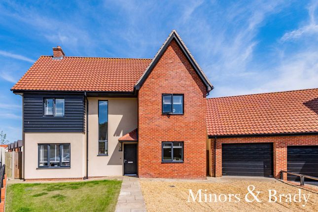 Sam Smith Way, Rackheath 4 bed detached house for sale