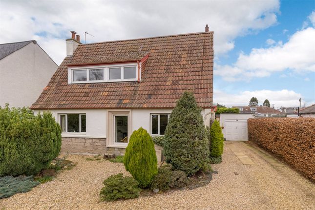 4 bed detached house