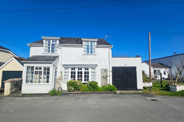 3 bed detached house