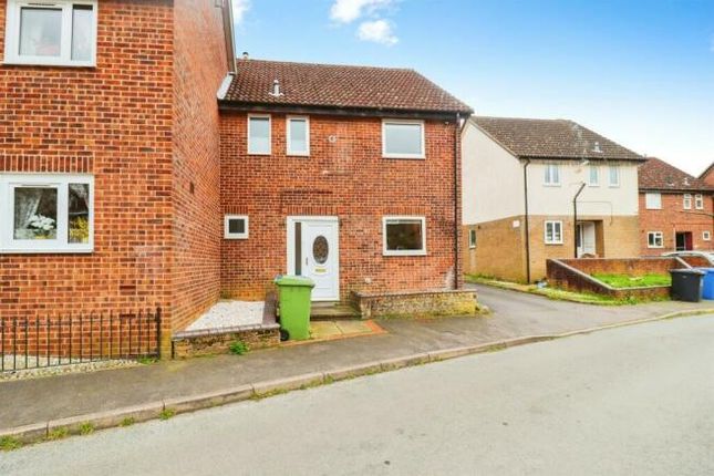 3 bed semi-detached house