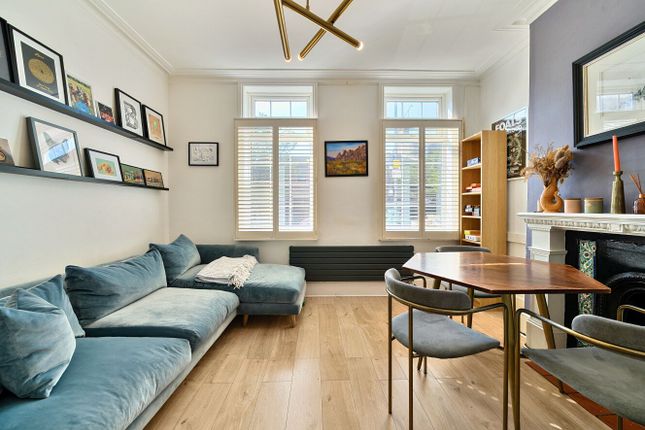 Racton Road, Fulham, London 2 bed flat for sale
